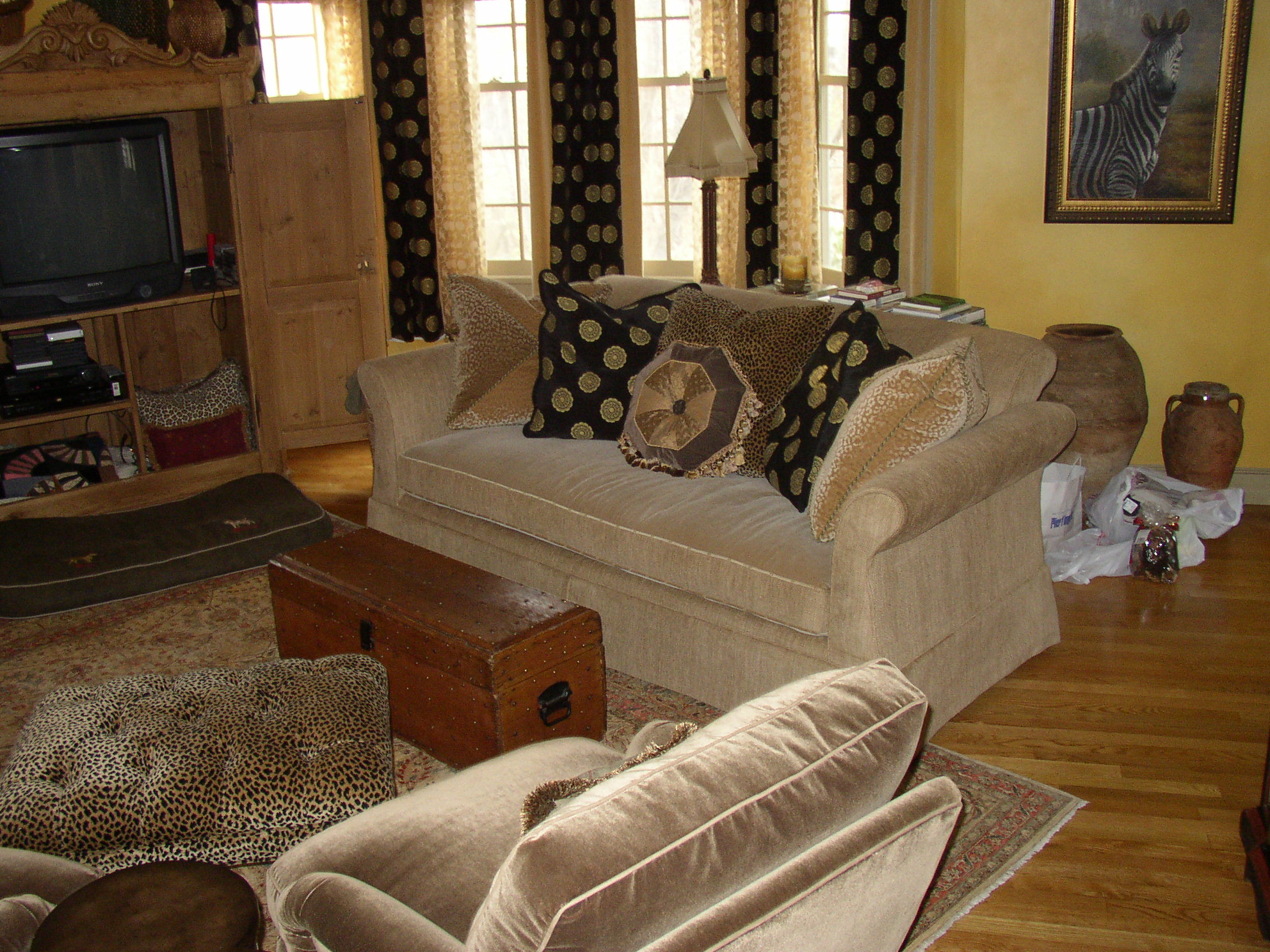 Loveseats10